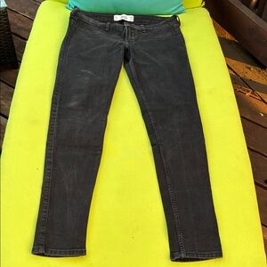 Hollister women’s super skinny black jeans sz11L W 30 L 33